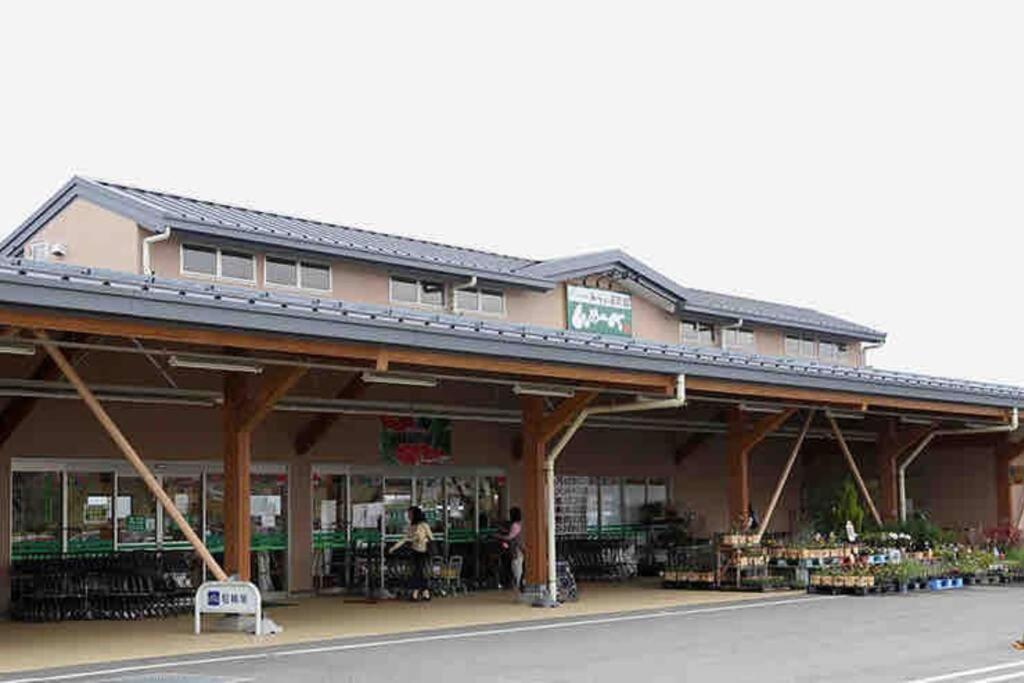 福島市昭和の家umeアパートメント エクステリア 写真